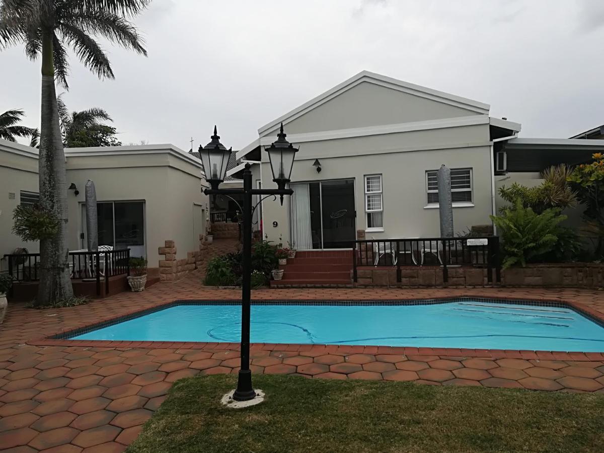 Ocean Hideaway Bed And Breakfast Amanzimtoti Exterior foto